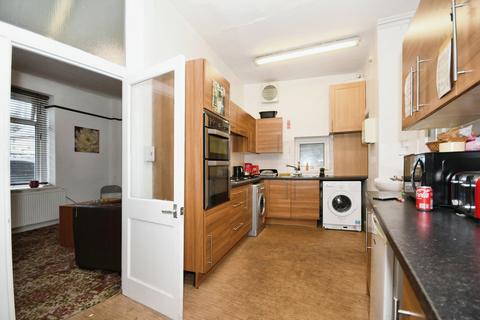 undefined, Dale Terrace, Buxton, Derbyshire, SK17
