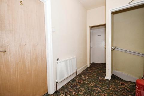 undefined, Dale Terrace, Buxton, Derbyshire, SK17