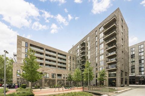 Accra Close, London E14