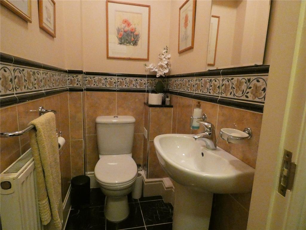 Ground Floor Wc