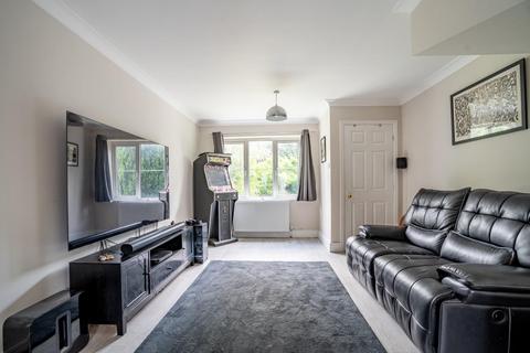 undefined, Rosecroft Way, York
