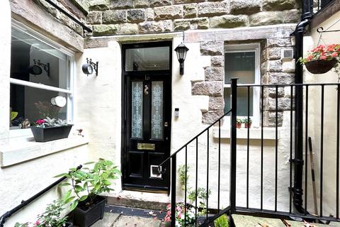 2 bedroom flat for sale, Marlborough Road, Buxton, Derbyshire, SK17
