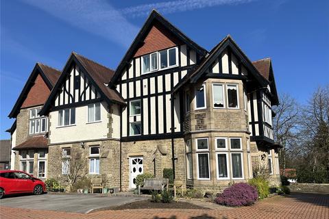 2 bedroom flat for sale, Temple Road, Buxton, Derbyshire, SK17