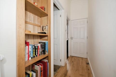 2 bedroom flat for sale, Corbar Road, Buxton, Derbyshire, SK17