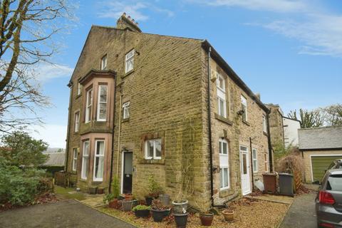 3 bedroom flat for sale, St. Johns Road, Buxton, Derbyshire, SK17