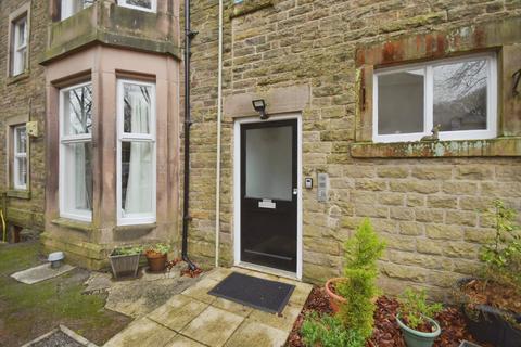 3 bedroom flat for sale, St. Johns Road, Buxton, Derbyshire, SK17