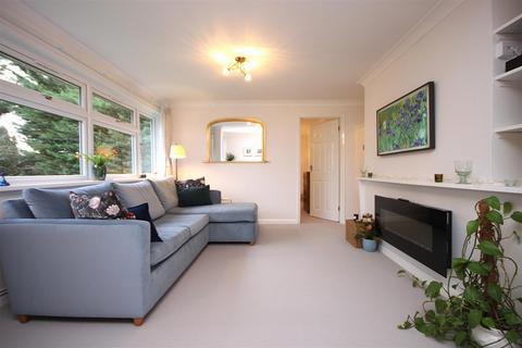 undefined, BALQUHAIN CLOSE, ASHTEAD, KT21