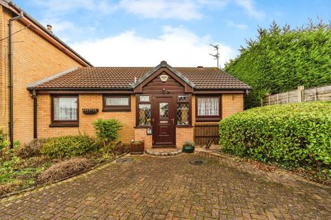 2 bedroom bungalow for sale, Bridgend Close, Cheadle Hulme, Cheadle, Greater Manchester, SK8