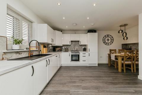 2 bedroom flat for sale, Jack Mills Way, Shavington, Crewe, Cheshire, CW2