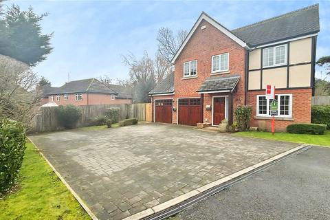 5 bedroom detached house for sale, Wellsgreen Place, Wistaston, Crewe, Cheshire, CW2