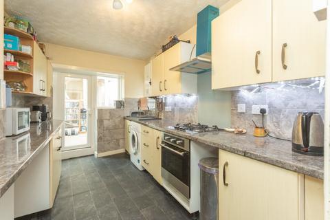 3 bedroom terraced house for sale, Avenue Road, Dover, CT16