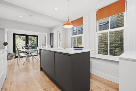 4 bedroom terraced house for sale, Second Avenue, London, SW14