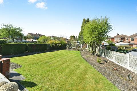 2 bedroom bungalow for sale, Radnor Avenue, Denton, Manchester, Greater Manchester, M34