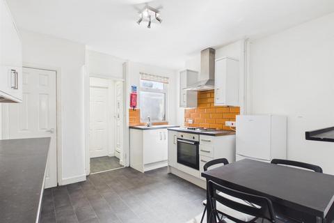 2 bedroom terraced house to rent, Tomkinson Road, Nuneaton