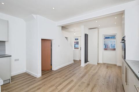 3 bedroom terraced house for sale, Linden Road, Denton, Manchester, Greater Manchester, M34