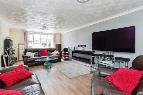 undefined, Drayfields, Droylsden, Manchester, Greater Manchester, M43