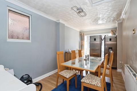 undefined, Drayfields, Droylsden, Manchester, Greater Manchester, M43