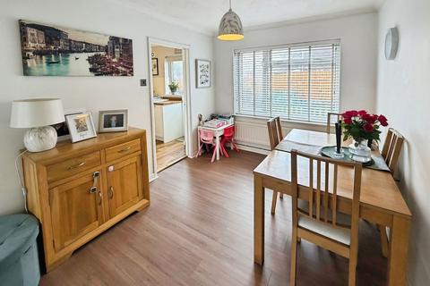 undefined, Pen Y Fro, Swansea SA2