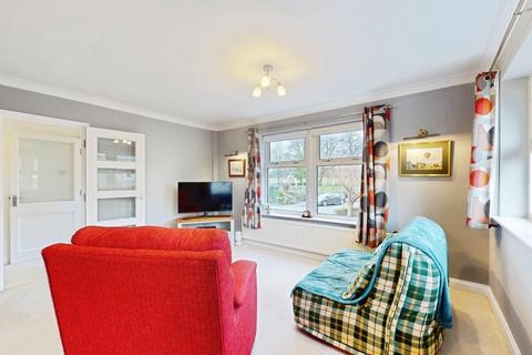 2 bedroom flat for sale, Elmete Grange, Menston, LS29