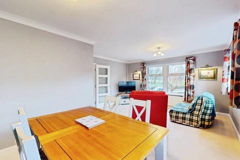 2 bedroom flat for sale, Elmete Grange, Menston, LS29