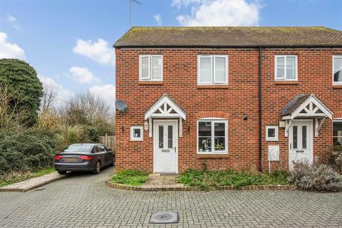 3 bedroom semi-detached house for sale, Barley Road, Andover