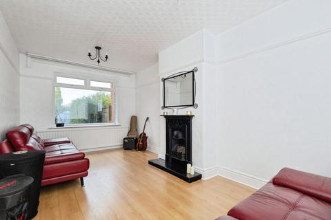 4 bedroom semi-detached house for sale, Ashbrook Avenue, Denton, Manchester, Greater Manchester, M34