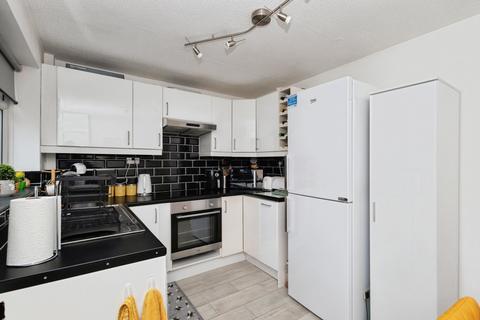 2 bedroom semi-detached house for sale, Longmeadow Grove, Denton, M34