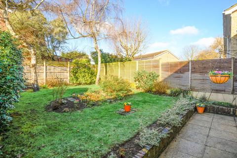 undefined, Mayfield Gardens, Walton-on-Thames, KT12