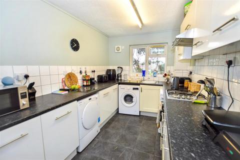 2 bedroom flat for sale, Half-Year Close, East Runton, Cromer