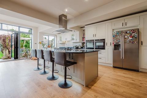4 bedroom end of terrace house for sale, Town Lane, Mobberley