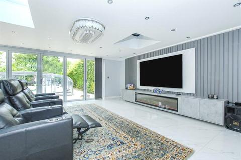 undefined, Frays Avenue, West Drayton, Middlesex