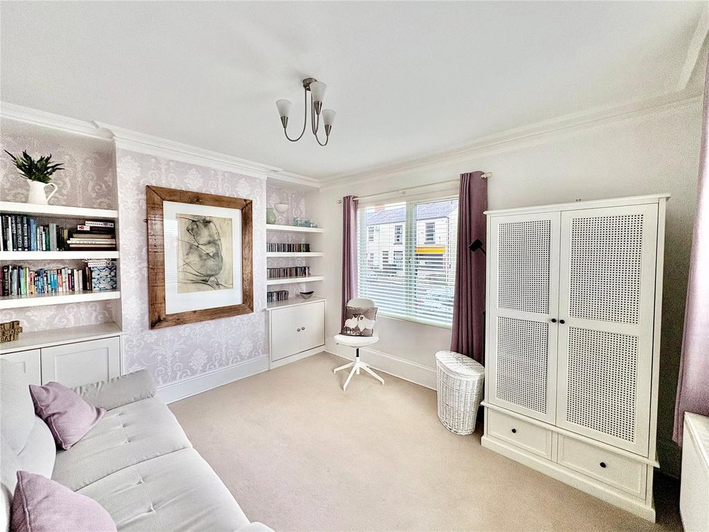 Sitting Rm/Bed 3