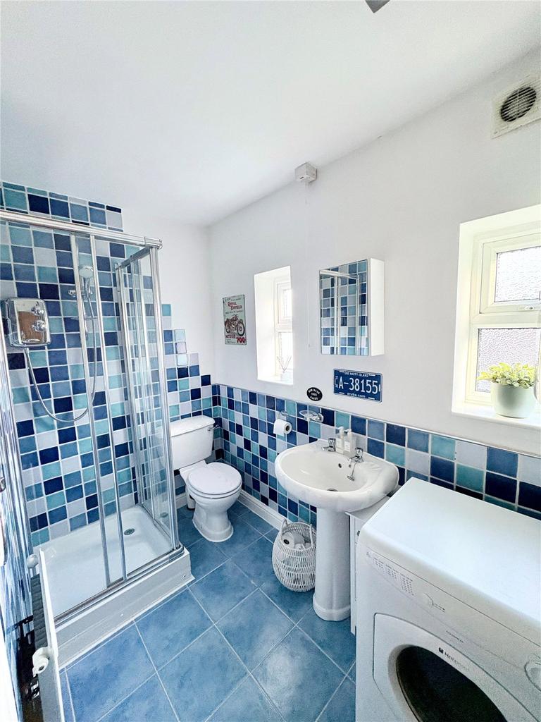D/Stairs Bathroom