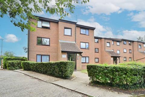 1 bedroom flat to rent, Valley Green, HP2, Hemel Hempstead, HP2