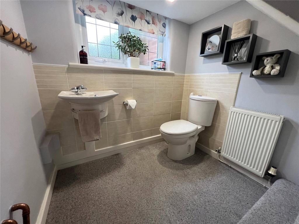Cloakroom Wc