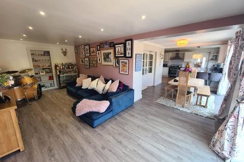 5 bedroom detached house for sale, Hill Drive, Whaley Bridge, High Peak, Derbyshire, SK23