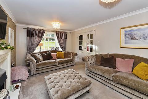 5 bedroom detached house for sale, Hill Drive, Whaley Bridge, High Peak, Derbyshire, SK23