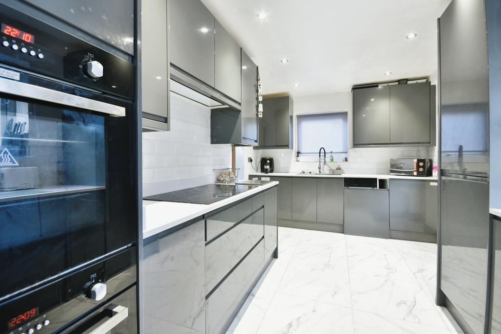 Modern Kitchen