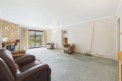 undefined, Walter Sutton Close, Calne SN11