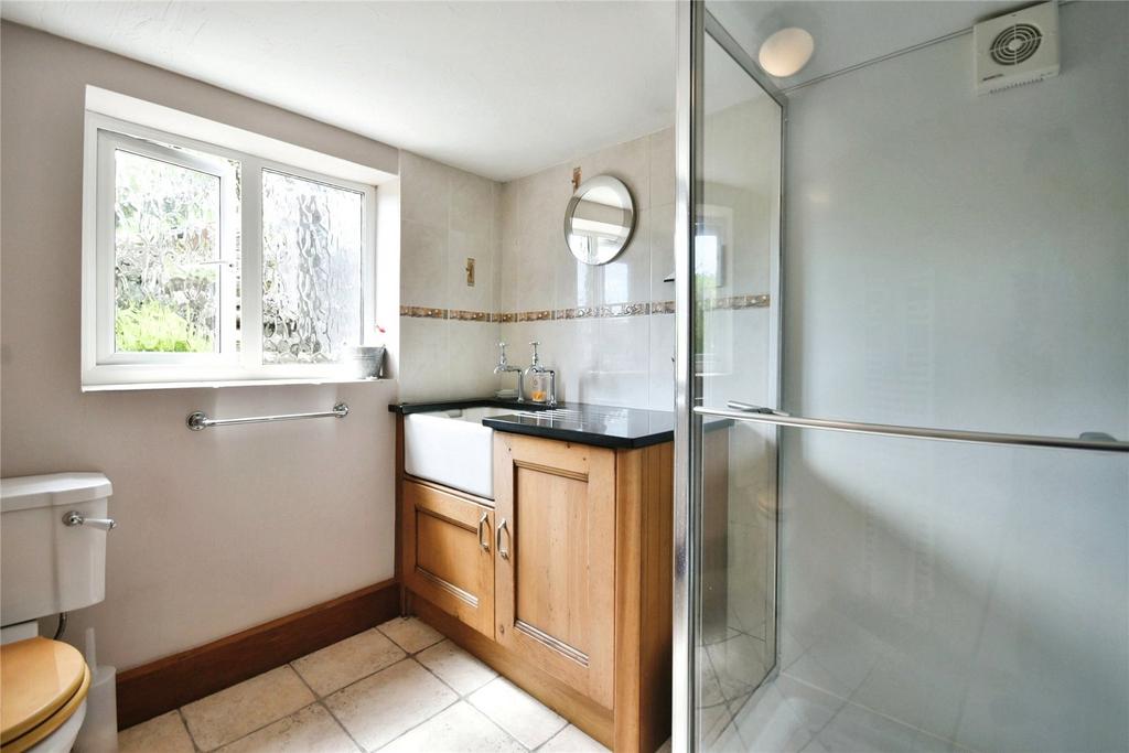 D/Stairs Shower Room