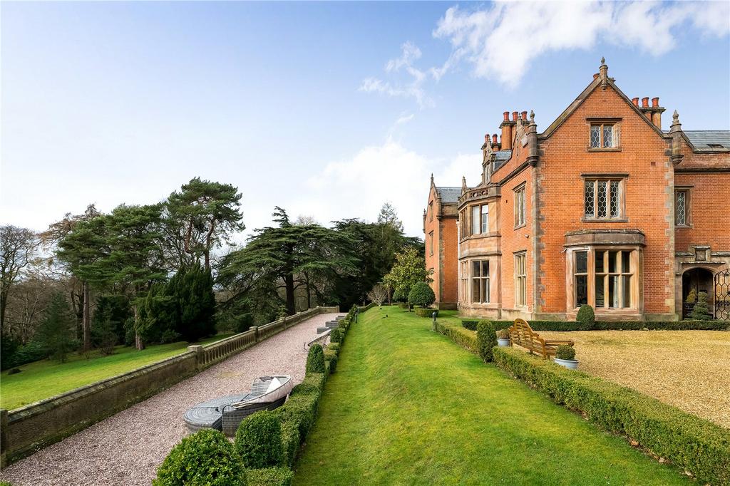 Norcliffe Hall