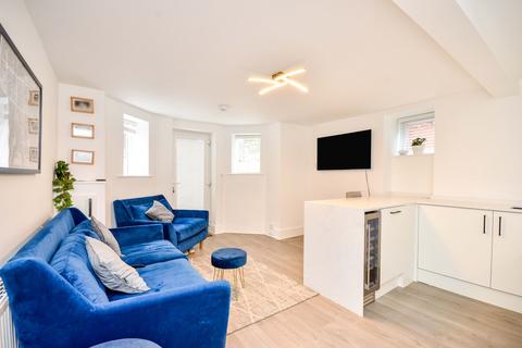 undefined, Queenston Road, Didsbury, Manchester, Greater Manchester, M20