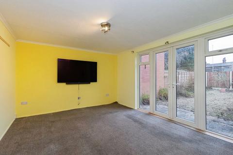 undefined, Robert Owen Gardens, Northenden, Manchester, Greater Manchester, M22