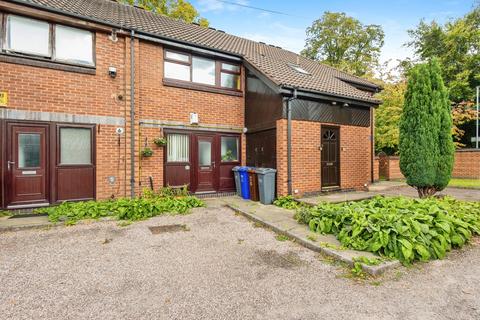 Ambrose Gardens, West Didsbury, Manchester, Greater Manchester, M20