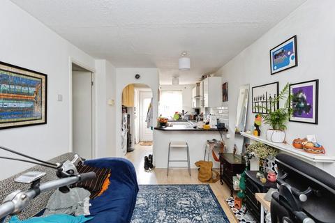 1 bedroom flat for sale, Ambrose Gardens, West Didsbury, Manchester, Greater Manchester, M20