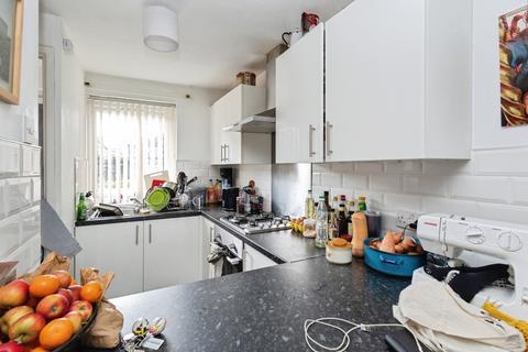 1 bedroom flat for sale, Ambrose Gardens, West Didsbury, Manchester, Greater Manchester, M20