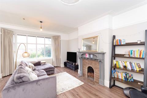 2 bedroom flat for sale, Old Broadway, Didsbury, Manchester, Greater Manchester, M20