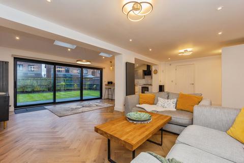 4 bedroom detached house for sale, Blackthorn Road, Hazel Grove, Stockport, Greater Manchester, SK7
