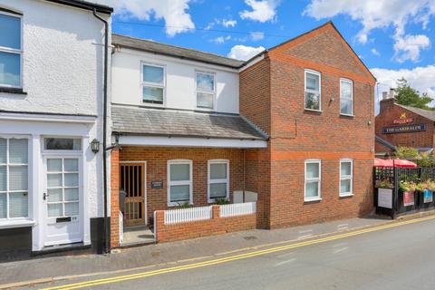 undefined, Albert Street, Herts AL1