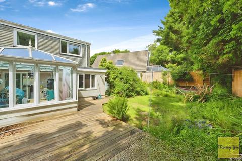 3 bedroom semi-detached bungalow for sale, Pen-Yr-Alltwen Park , Rhos, SA8 3EZ